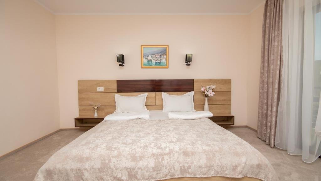 Pensiunea Danubia Ieşelniţa Exterior foto