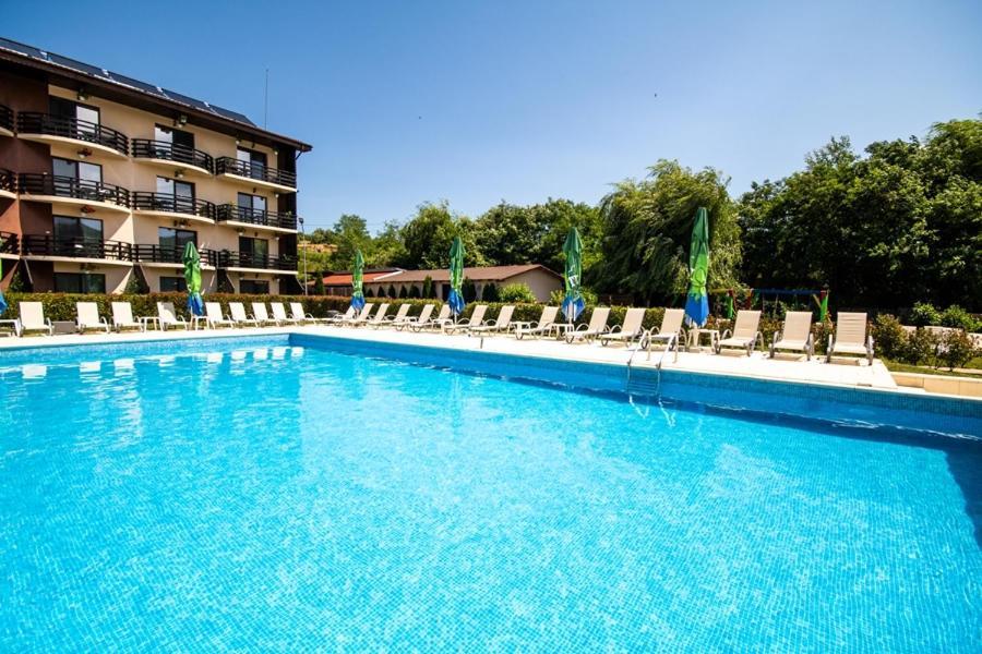 Pensiunea Danubia Ieşelniţa Exterior foto